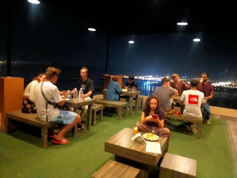 Backpackers Park ורנאסי מראה חיצוני תמונה